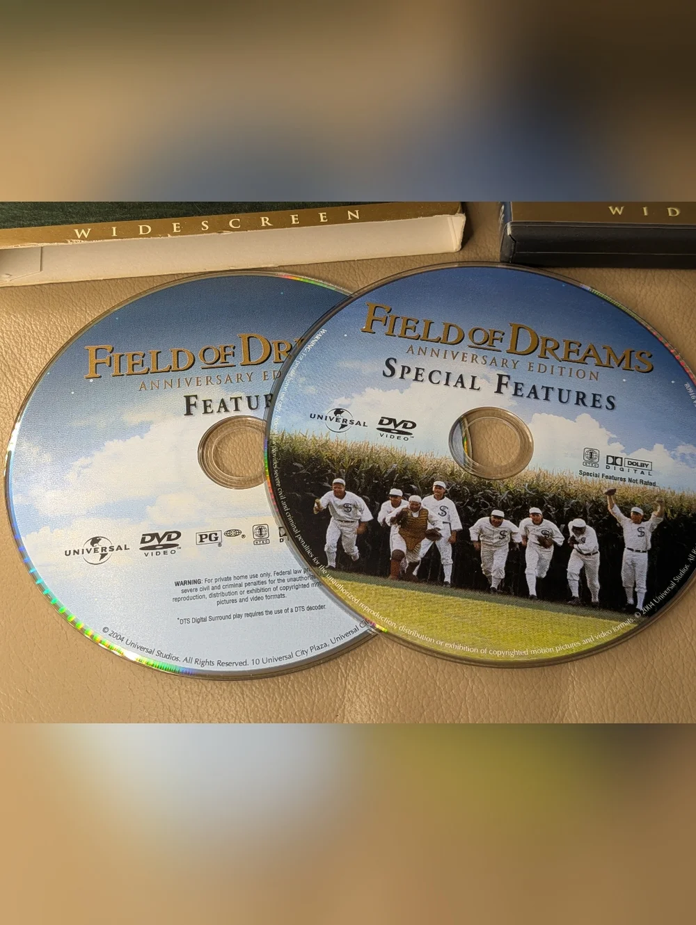 Field of Dreams Two-Disc Anniversary Edition DVD - complete with insert - Picture 2 of 5